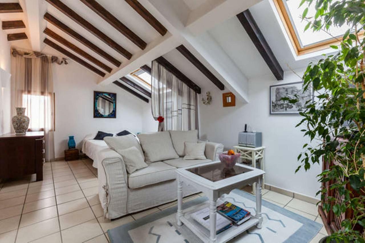 Studio Le Petit Nid D'Amour Meuble Tourisme 3 Etoiles Poggio Santa-Lucia-di-Tallano Esterno foto