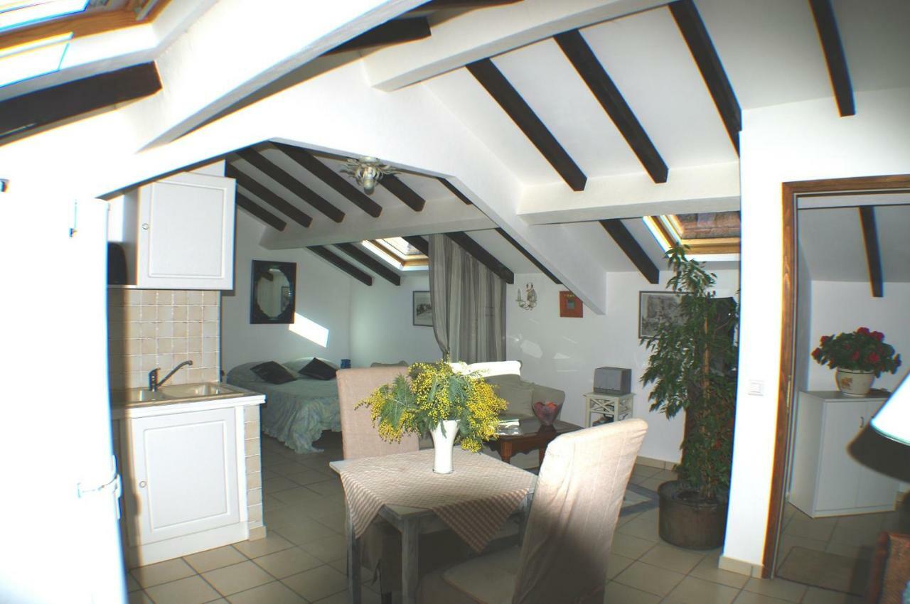 Studio Le Petit Nid D'Amour Meuble Tourisme 3 Etoiles Poggio Santa-Lucia-di-Tallano Esterno foto